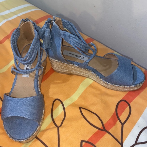 Steve Madden Other - STEVE MADDEN💥SKY BLUE SANDALS SIZE 3💥